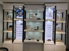 -浮光眼镜·蔡司视觉合作·数字验配中心(陆家嘴店)