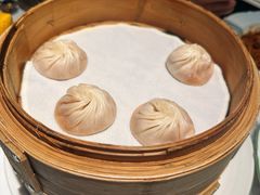 蟹粉鲜肉小笼包-桂满陇·杭州饭店(清河万象店)
