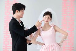 -喜爱高定婚纱摄影