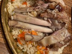 阿里家秘制黄萝卜手抓饭-阿里家·新疆烤肉酒場 by MIG