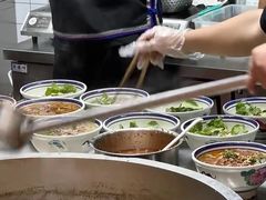 -云阿蛮云南生烫牛肉米线(奉贤路店)