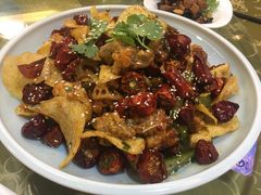 荷塘香锅牛蛙-红城阁·上海味道(四平路店)