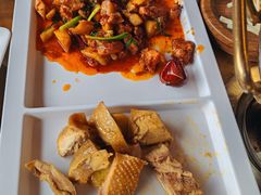 -隔壁老王·家常云南菜(花巷店)