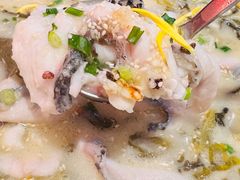 -关里关外·鱼头泡饼(唐冶绿地汇店)