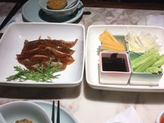 -韵秋荷(宝山龙湖天街店)