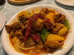 新疆大盘鸡-巴扎美食·新疆菜·西域歌舞表演餐厅(新疆大厦店)