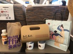 岭南佳荔-茶颜悦色(岳麓山顶店)