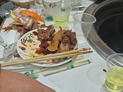 -哈尔滨烧烤·山河村铁锅炖(交大店)