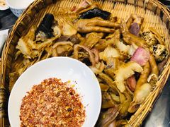 卤菜-江湖黑大兔(杨家坪店)