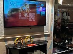 -悦SHOW 量贩式KTV(宝龙广场店)