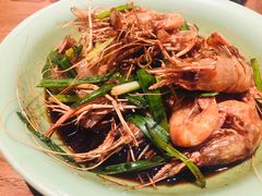 弄堂里的油爆虾-弄堂里·寻味杭州(湖滨银泰in77C区店)