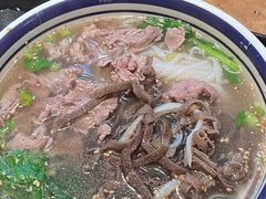 -云阿蛮云南生烫牛肉米线(奉贤路店)