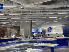-优购镜仓(黄岛吾悦店)