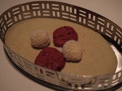餐后点心-天龙轩(香港丽思卡尔顿酒店)