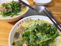 -文山荷鲜居(翠湖店)