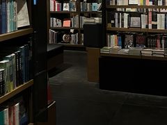 -茑屋书店(天目里店)
