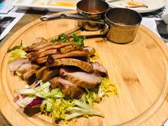 炭烧猪颈肉-小大董·烤鸭(凤凰汇店)