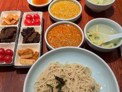 -裕兴记•蟹黄面馆(人民广场店)