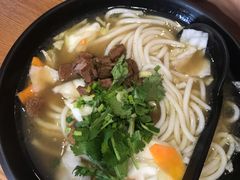 -鑫花溪牛肉米粉(文星广场店)