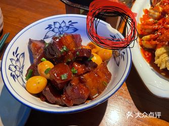 菜品都挺不错 味道很喜欢 人均大概八九十吧