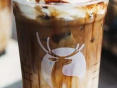 陨石拿铁瑞纳冰-瑞幸咖啡(南航明珠商务酒店)