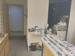 -优医视平价眼镜超市蔡司依视路折扣(小马厂店)
