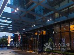 -上海龙之梦万丽酒店