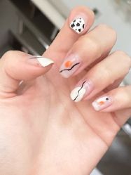 -悦指间美甲美睫
