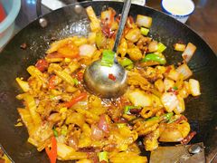 -富正毅三下锅(体育馆店)