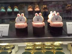 -LINE FRIENDS Garosu-gil Flagship Store