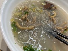 -冯鑫记南京鸭血粉丝汤(南京南站店)