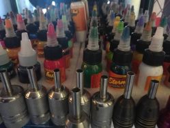 -TATTOO/手工穿孔吧/耳洞/刺青STUDIO