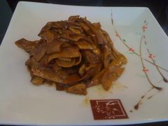 笋干爆鲜蘑-院落创意菜