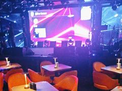 -星 Live House