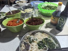 -小倪羊肉米线馆