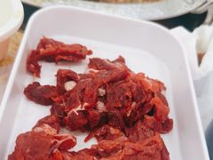 -嘎琉鲜切牛肉自助火锅