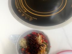 -毛辣果·贵州红酸汤牛肉火锅(西单店)
