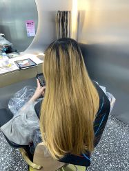 -Tloml salon
