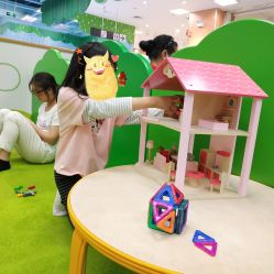 -莫莉幻想儿童乐园(广州番禺永旺店)