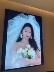 -乐派诗婚纱摄影