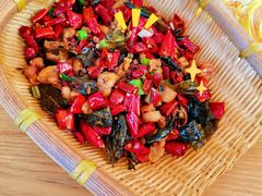 小鸡爱喝茶-苦尽酒馆·川菜(鼓楼店)