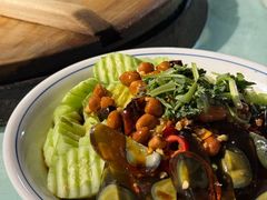 -鱼窝棚柴火铁锅炖(富山屯店)