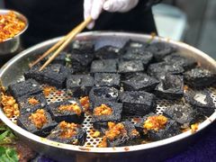 -黑色经典臭豆腐·湖南特产(步行街店)