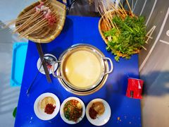 -马路边边麻辣烫(世纪金源店)