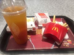 -麦当劳(百联西郊购物中心店)