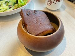 -皇饭儿餐饮管理有限公司(赞成大厦店)