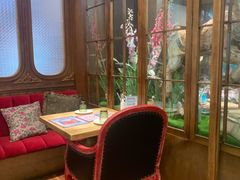 -秘密旅行Bonjour(黑金冠 江南西店)