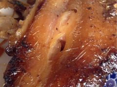 所谓有名的沈厅酒家的万三蹄。大家以后来周庄斟酌斟酌-沈厅酒家(周庄店)