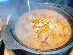 -五谷丰登农家院·地道胶东菜·海鲜烧烤(威海店)