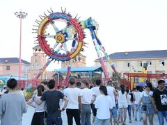 -太和环球嘉年华游乐园